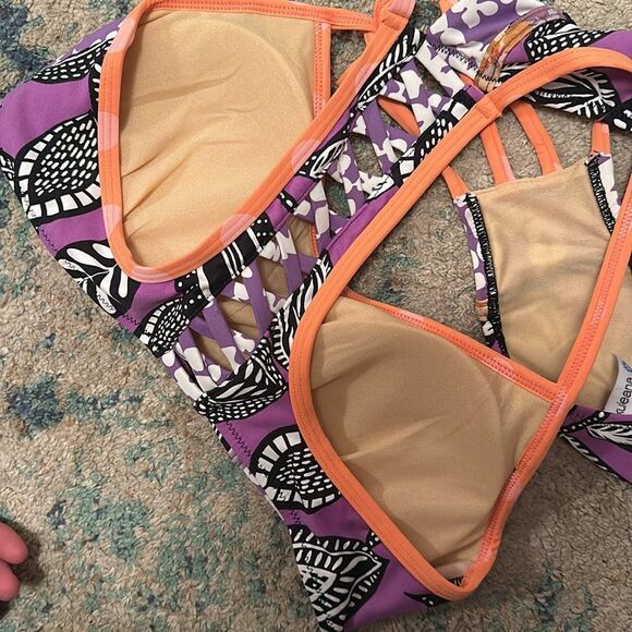 NWT Kuleana Women's Purple Leaf Print Top & Bottom Two Piece Set Size Small - Picture 6 of 7